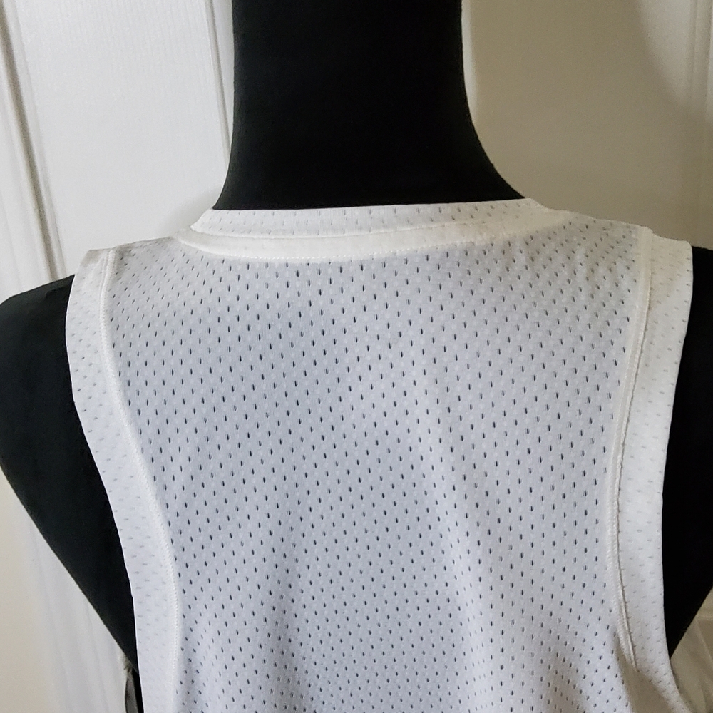 * Nike Women's One Classic Breathable Dri-FIT Sleeveless Tank Top White Size XL - Picture 12 of 15
